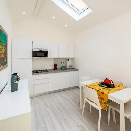 La Terrazza Di Vilma Apartment *